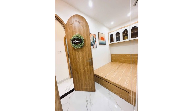 Bán Nhà Xô Viết Nghệ Tĩnh 30m2 Giáp Hàng Xanh, Q1 Nhỉnh 4 Tỉ